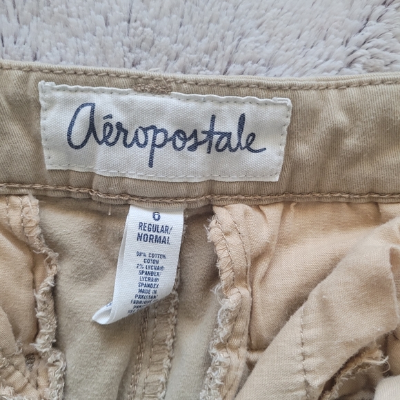 ⭐3/$15⭐ Khaki Classic Twill Women's Pants - Size 6 - Picture 4 of 5